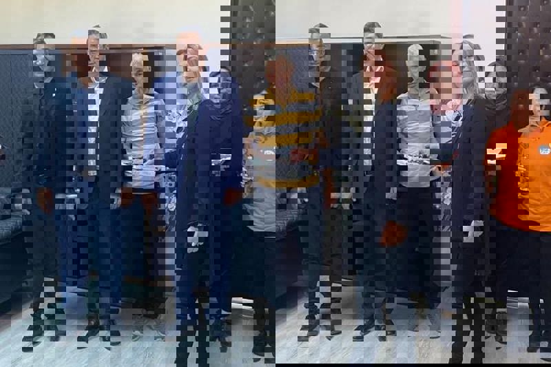 Fakülte Personelimizden Dekana Bayramlaşma Ziyareti