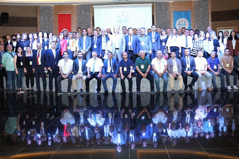Fakültemiz Biyosistem Mühendisliği Bölümü Tarafından Alanya'da Tarım Kongresi Gerçekleştirildi.
