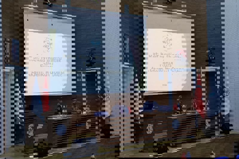 FAKÜLTEMİZİN 2021-2022 EĞİTİM ÖĞRETİM YILI GÜZ DÖNEMİ AKADEMİK KURUL TOPLANTISI YAPILDI