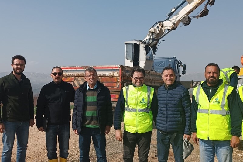 Fakültemiz Öğretim Üyeleri Depremde Hasar Alan Kahramanmaraş Deprem Bölgesinde Altyapı Tesislerinin İncelenmesi İçin Teknik Çalışmalar Gerçekleştirmiştir