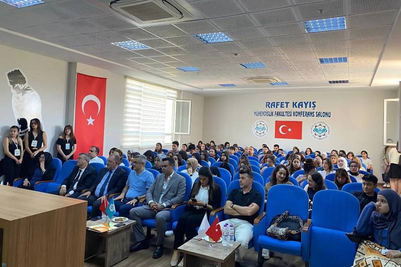 Fakültemizde “Güvenli ve Bilinçli Gıda Tüketimi” Semineri Düzenlendi